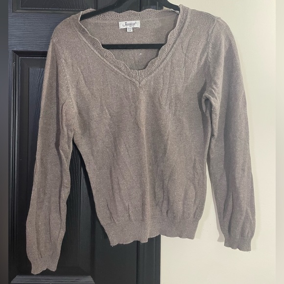 Jessica brown sweater size small - Picture 2 of 2
